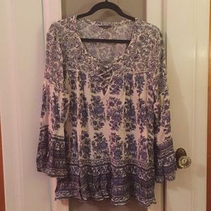 American eagle, blue floral peasant top Large